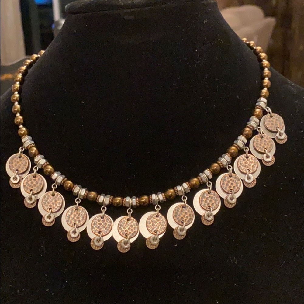 Cool Nuts and bolts necklace - Picture 2 of 4